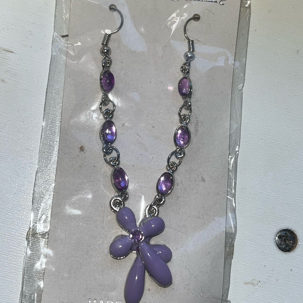 Purple Flower Pendant Necklace